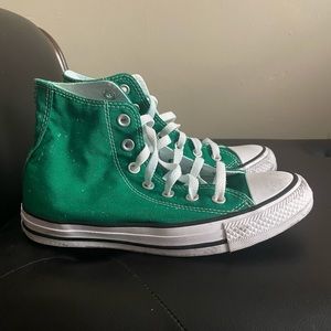 Converse Women size 7